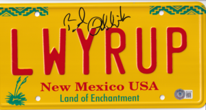 Bob Odenkirk - Plaque d'immatriculation Signée - Saul Goodman (Better Call Saul) COA Beckett