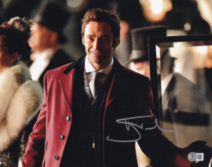 Hugh Jackman - Signiertes Foto - The Greatest Showman (P. T. Barnum) - COA Beckett