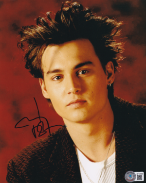 Johnny Depp - Signiertes Foto - COA Beckett