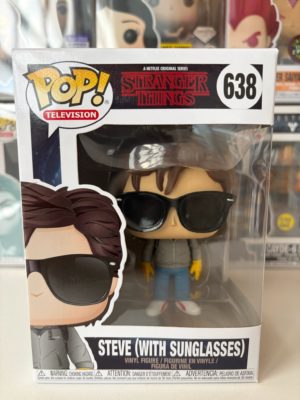Funko POP! Television Stranger Things Steve (With Sunglasses) - Boîte Imparfaite